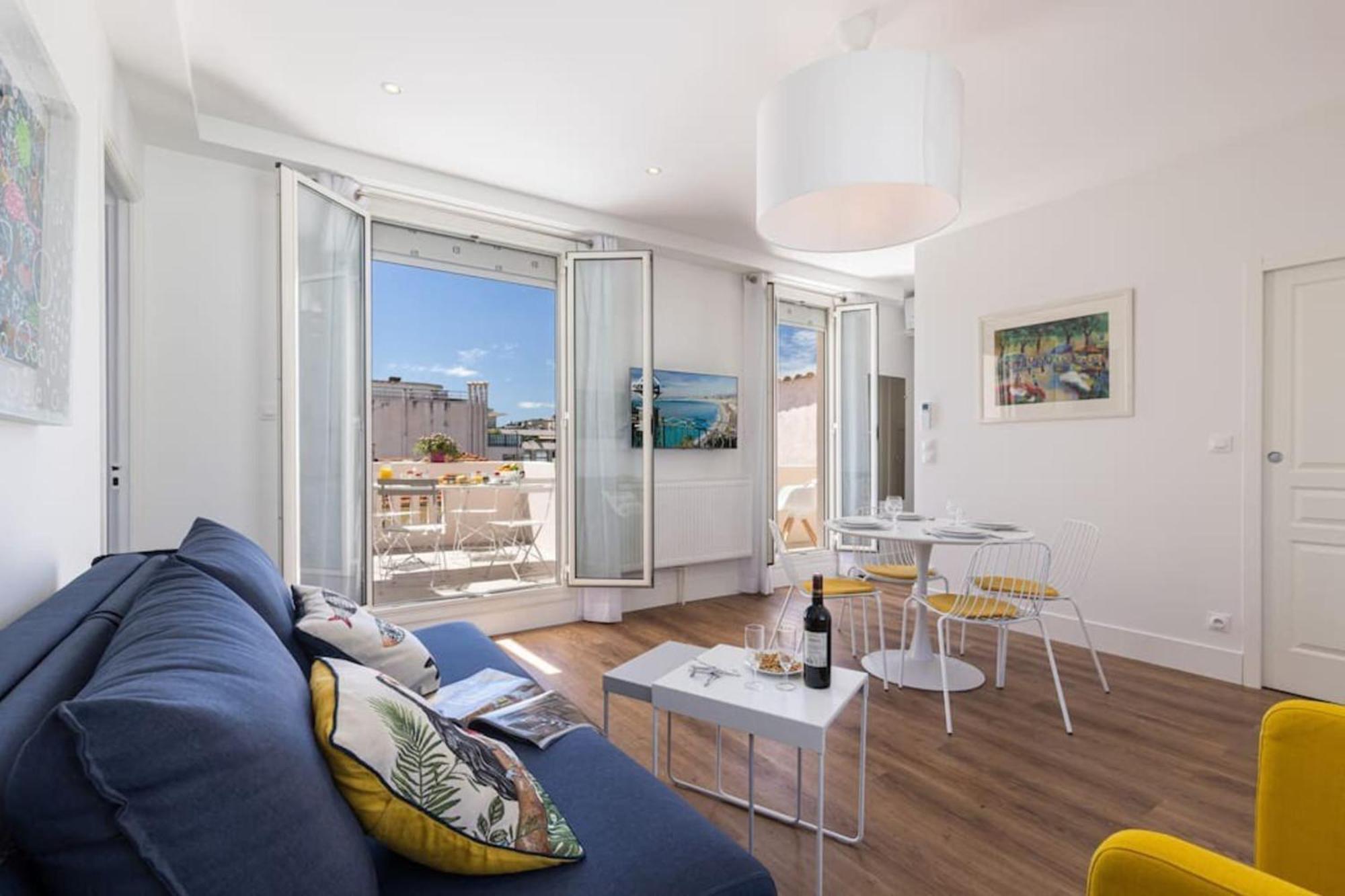 Spitalieri- Sunny Terrace With View -New Apartment Nice Exterior photo
